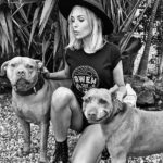 Tanya van Graan Instagram - Show me your pitties!! #AwehKaapstad #HappyFriday💛😎🤙🏼😆