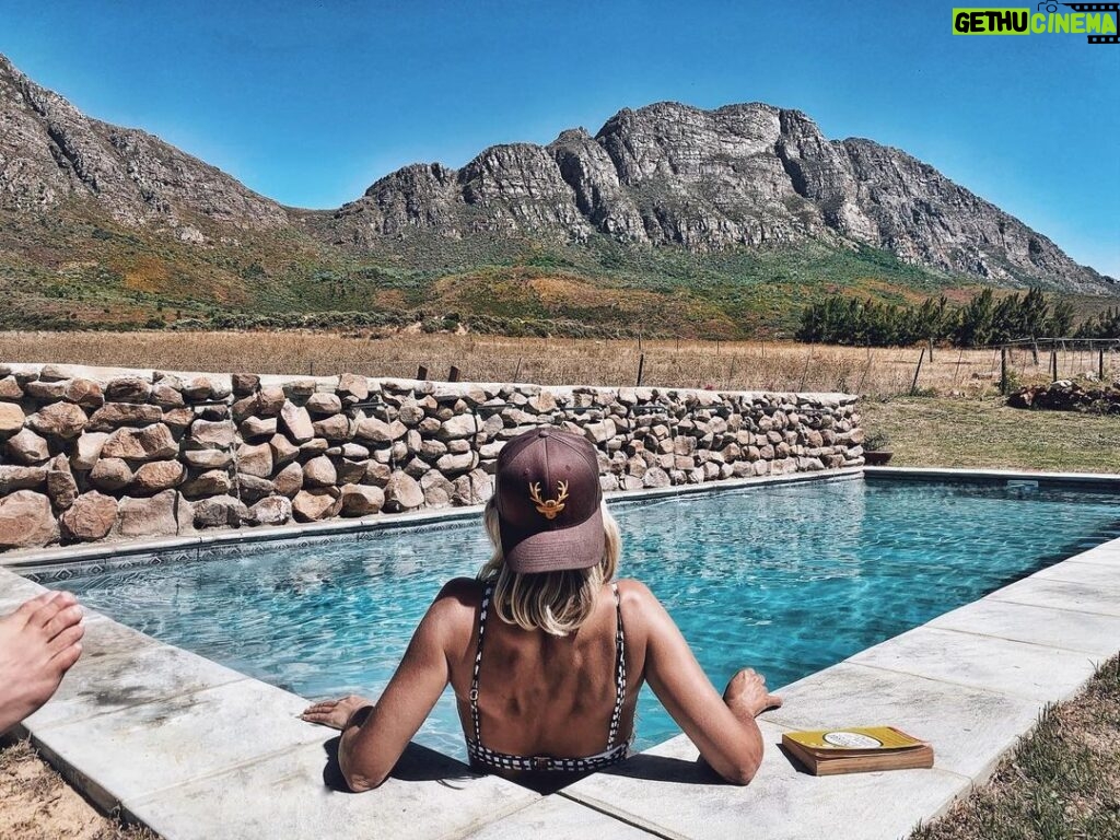 Tanya van Graan Instagram - Wherever you go becomes a part of you somehow. 😊🙏🏼🌄 #Tulbagh #Escape #💚 @oudecompagnies Tulbagh, Western Cape, South Africa
