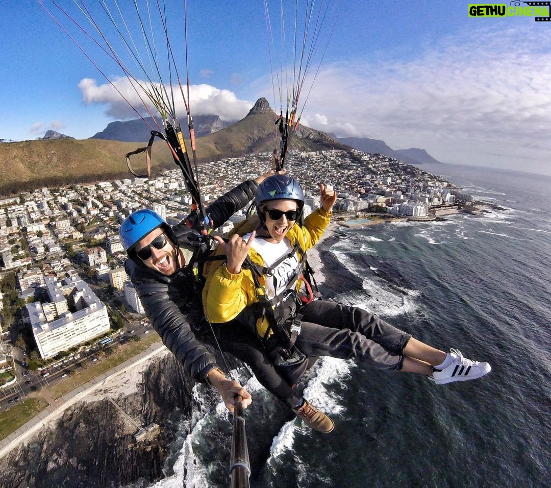 Tanya van Graan Instagram - “You only live once". No, you don't. You live everyday, you just die once. 🤷🏼♀️Make it count!! . . . . #FaceYourFears🤪 #snoopyqoute #Capetown #paragliding Thanks @flymarc_ @flyskywings 🙌🏼🌊🙏🏼💦🤙🏼 Cape Town, Western Province, South Africa