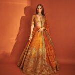 Tara Sutaria Instagram - Tere aane se aayi Diwali…🧡✨ Happy Diwali! 🪔🪔🪔✨✨✨