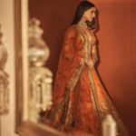 Tara Sutaria Instagram - Tere aane se aayi Diwali…🧡✨ Happy Diwali! 🪔🪔🪔✨✨✨