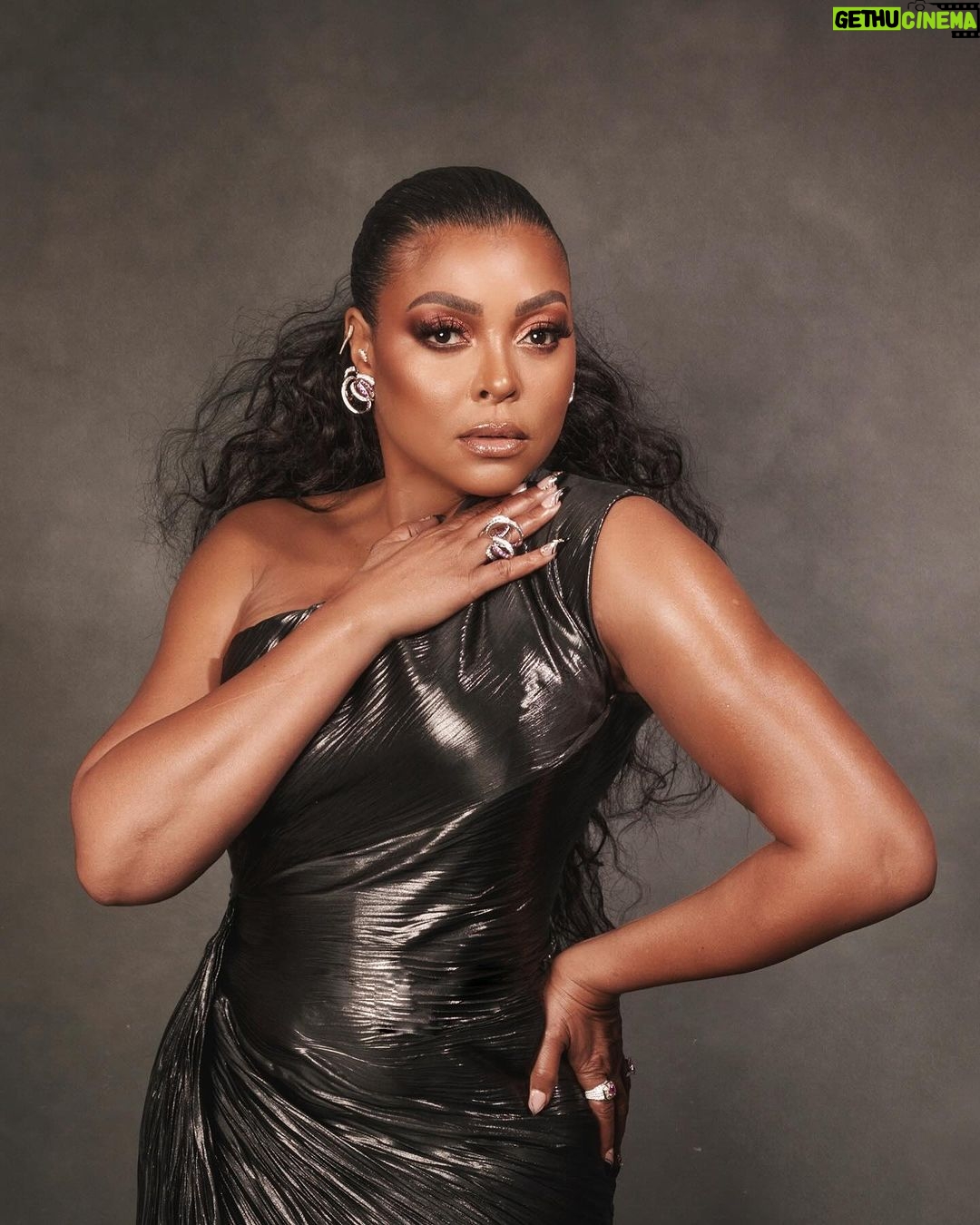 Taraji P. Henson Instagram - #AboutLastNight #ELLEWIH 🖤🖤🖤 @elleusa @thecolorpurple 📸 by @mr_dadams