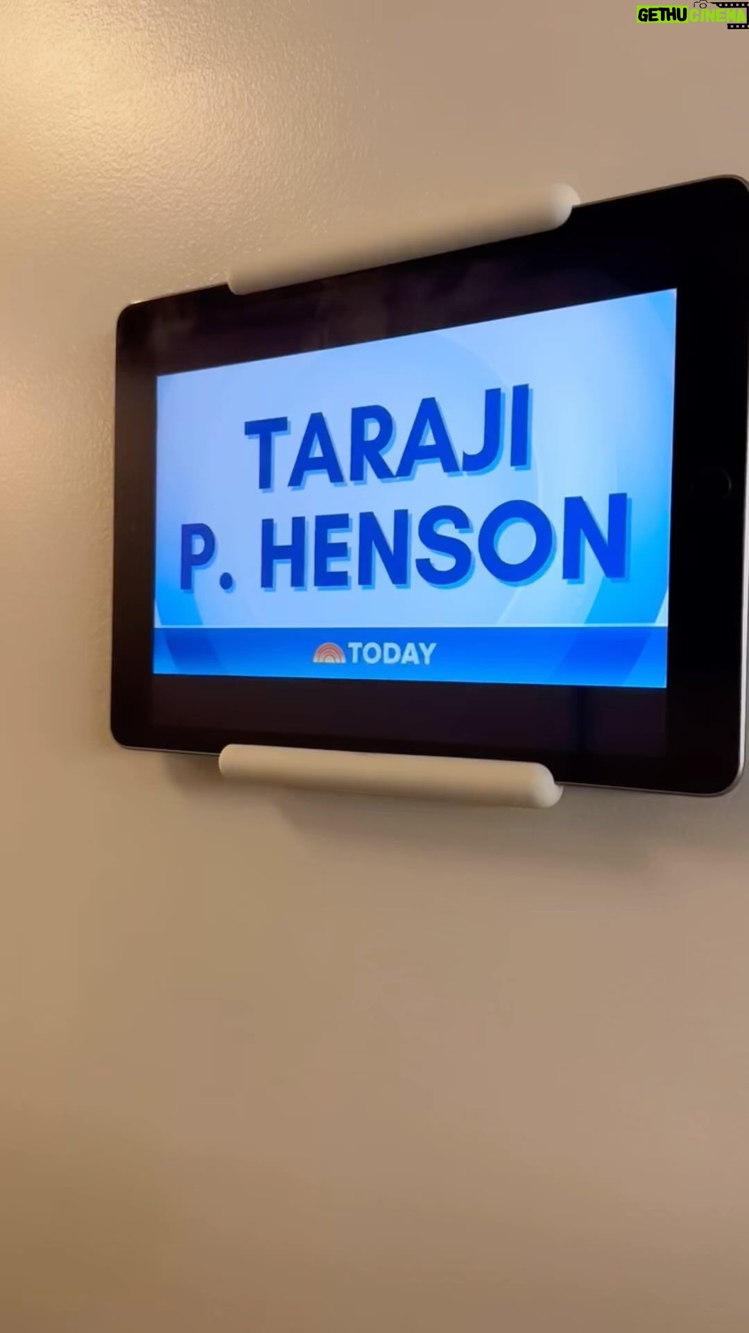 Taraji P. Henson Instagram - What an exhilarating and eventful week!🤩 We followed our founder @tarajiphenson through #NYC as she announced @borislhensonfoundation’s next #SheCarewellnesspod in partnership with @katespadenewyork🌸 She also participated in a powerful discussion with @traciejade for the #katespadenysummit!✨ Mark your calendars for November because Pod number two is on its way! 📆 Stay tuned for the excitement! 🔜🌟 @cnn @hodakotb @_hamptonu @katespadeny @todayshow