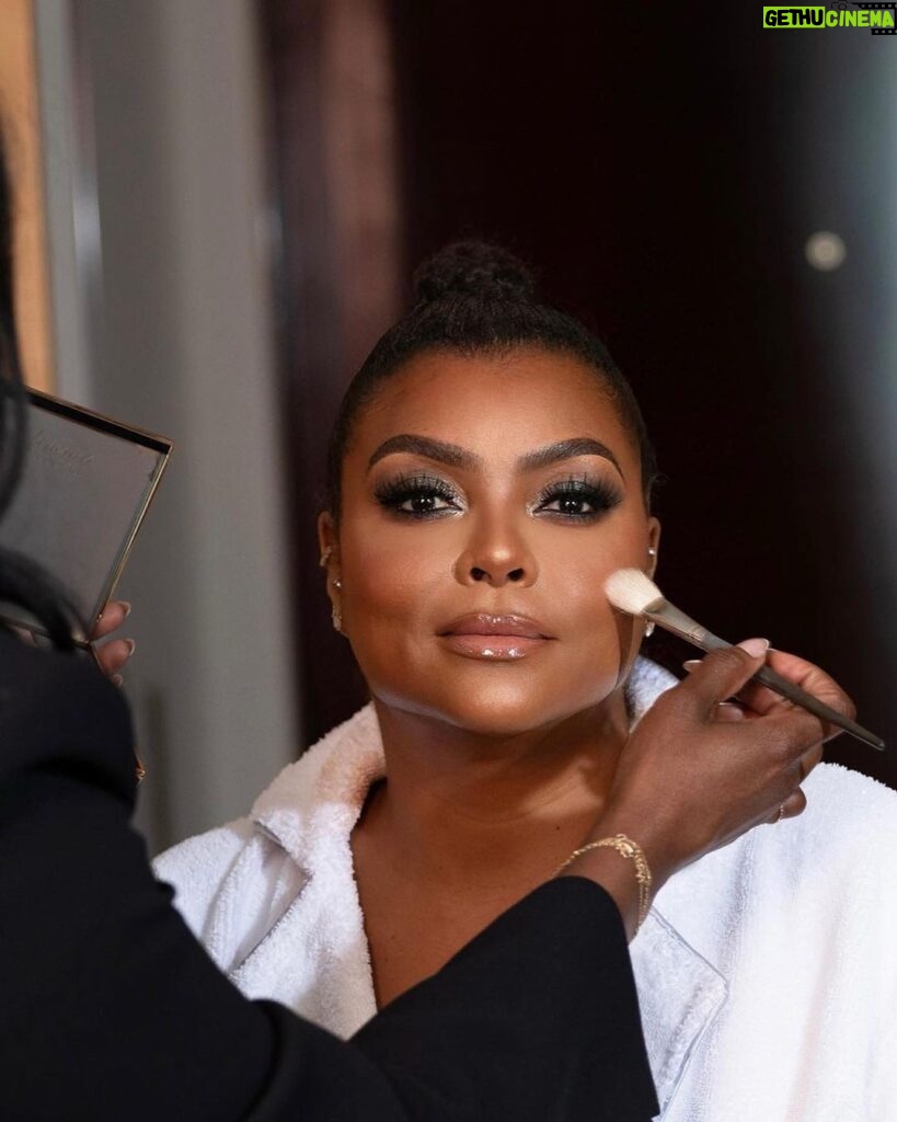 Taraji P. Henson Instagram - 💜💜💜 #Repost from @officialsheiks • Go Behind the Scenes with Myself, Taraji, & US Weekly as we glam for The Lancôme x Louvre Dinner in Paris!! Get The look in the link below 👇🏾👇🏾👇🏾 https://www.usmagazine.com/stylish/pictures/taraji-p-hensons-lancome-x-louvre-makeup-by-sheika-daley/ @lancomeofficial @tarajiphenson @usweekly @eloralane 💙💙💙 📸 : @abdouladjagbe #makeupbysheiks #bts #pfw #lancome #usweekly #tarajiphenson #eloralane