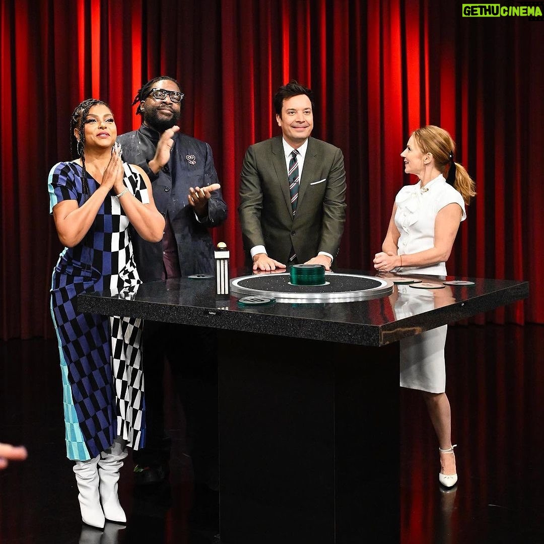Taraji P. Henson Instagram - Did you catch me thoπππ #Repost from @saishabeecham β’ Did yβall catch @tarajiphenson last night on @fallontonight ??? She looked so pretty ππ Makeup by me! @saishabeecham Stream it if u missed it!!