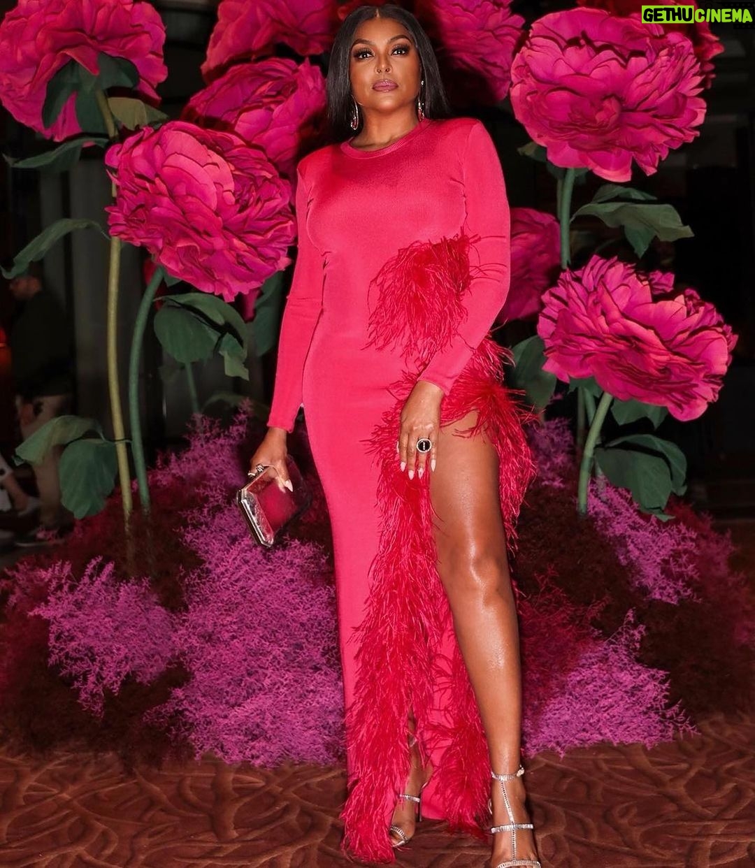 Taraji P. Henson Instagram - 💞💞💞 Repost from @waymanandmicah • Taraji P Henson x Messika Runway Show For Paris Fashion Week Look: @lapointe Glam: @tymwallacehair @officialsheiks @customtnails1 📸 @abdouladjagbe #waymanandmicah #tarajiphenson #messika #lapointe #parisfashionweek