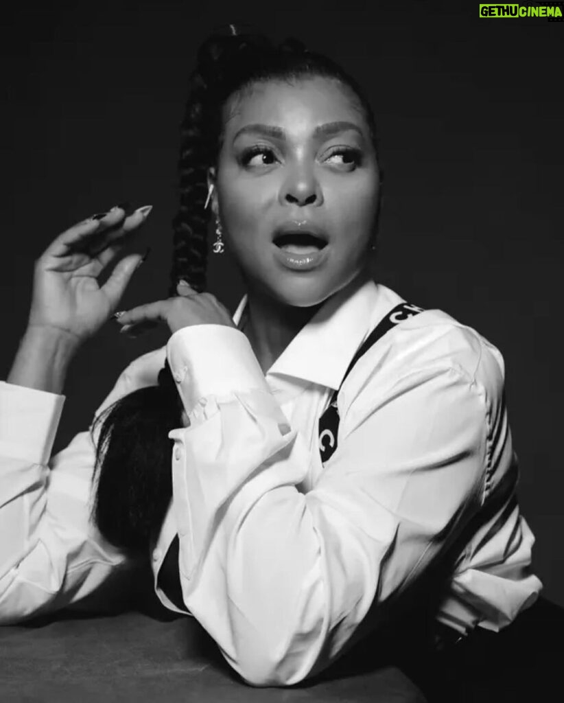 Taraji P. Henson Instagram - Thank you @nytimes and @kylethomasbuchanan for creating a space for me to tell my story 🖤🙏🏾🖤🙏🏾🖤 #linkinbio