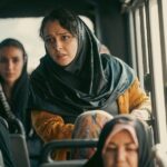 Taraneh Alidoosti Instagram - ‌ تفریق. به کارگردانی مانی حقیقی، با بازی ترانه علیدوستی ‌و نوید محمدزاده، در بخش اصلی فستیوال فیلم تورنتو ۲۰۲۲. . Subtraction, by Mani Haghighi, screening at #tiff @tiff_net 2022 Photo: @mohamadbadrloo