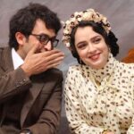 Taraneh Alidoosti Instagram - ‌ این عکس رو نوشین جعفری از ما گرفته بود، پشت صحنه ”شهرزاد”، که به قول خودش: «کاش می‌شد به اون روزها برگشت. ولی نمی‌شه.» . نوشین منتظرتیم. 💔 @nooshinjafari