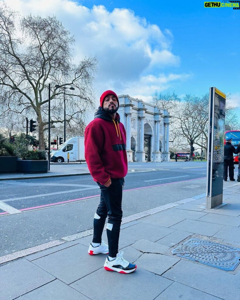 Tareq Al Harbi Instagram - هنا لندن❤ الان وصلت لندن باين ان المكان خيالي😍 London - Hyde Park, WinterWonderland