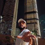 Tareq Al Harbi Instagram - ‎تميز بأسلوبك الخاص مع هاتف #HONORMagic5Pro بتصمميه الفريد ومميزات التصوير الاحترافية الموجودة بكاميرا 50 ميجابكسل وبطارية ضخمة تدوم طويلاً 5100 مللي أمبير ‎مفهوم آخر للتصوير بتقنيات الذكاء الاصطناعي #HONORMagic5Pro #HONOR #HONORxPUBGM #HONORatGamers8 ‎#هونر_في_موسم_الجيمرز #MagicMomentsKSA   @honorksa #ad