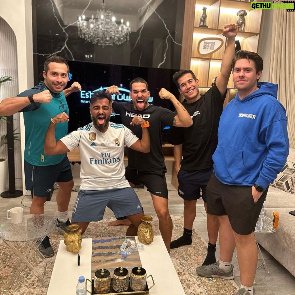 Tareq Al Harbi Instagram - أجمل من شرفنا لاعبين ومحترفين لعبة البادل ومصنفين من أفضل مية لاعب في العالم الله يديم المحبة ❤ Riyadh, Saudi Arabia