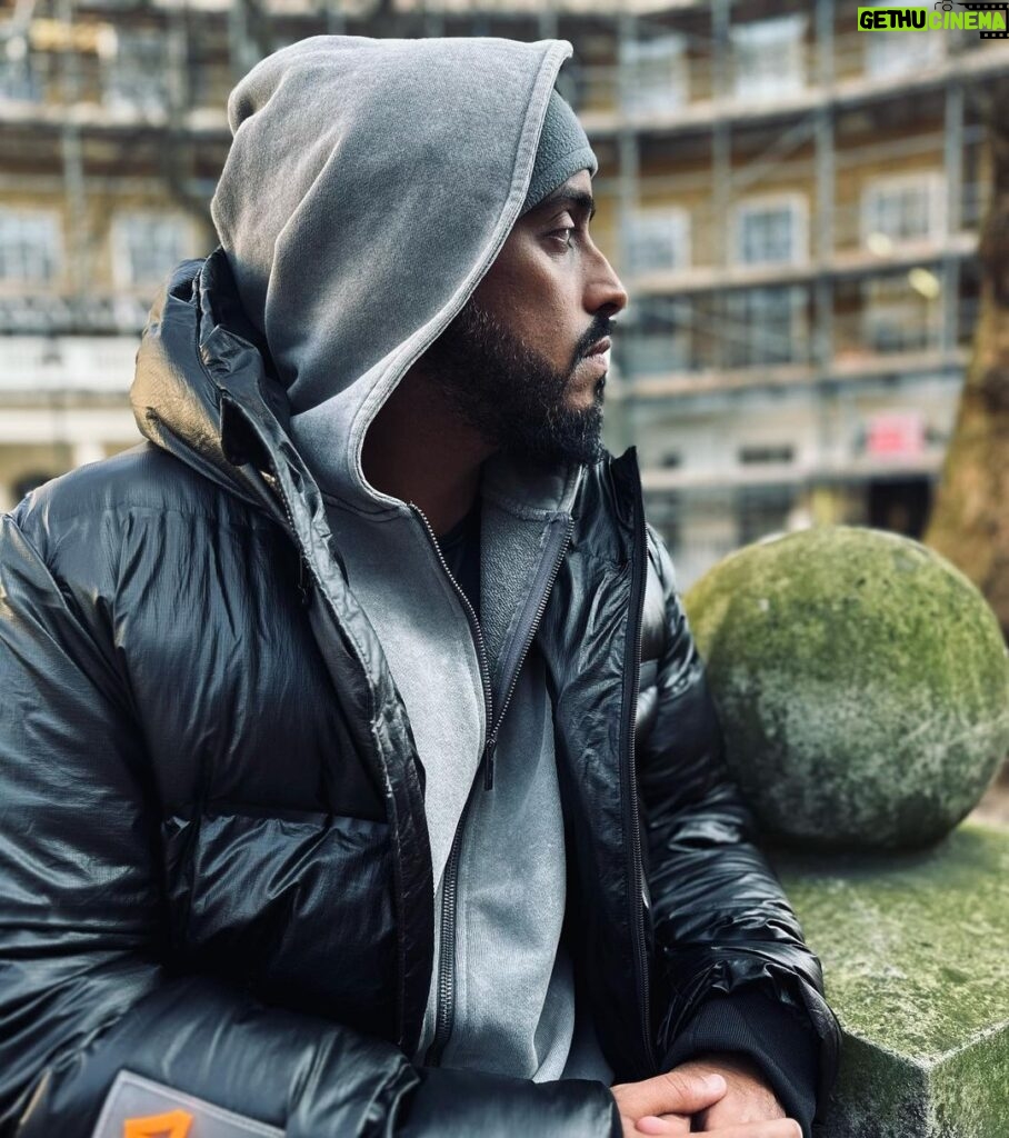 Tareq Al Harbi Instagram - قاعد اسوي جلسات تصوير بالجوال في لندن اتوقع واضح من الصور جمال المكان ❤ London - Hyde Park, WinterWonderland
