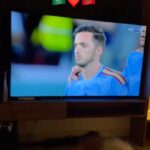 Tareq Al Harbi Instagram - شوفو ردة الفعل وقوة دعائي لمنتخب المغرب اهداء مني للشعب المغربي العظيم احبكم من كل قلبي #المغرب 🇸🇦❤️🇲🇦😂 Riyadh, Saudi Arabia