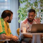 Tareq Al Harbi Instagram - ‏صورة جميلة وصلتني وأنا في اجتماع في احد كافي هات جدة من منصور جميل أجمل من الصورة يجلس معي لاعب خطير تبادل الكابتن إبراهيم الخيالي😍 Jeddah, Saudi Arabia