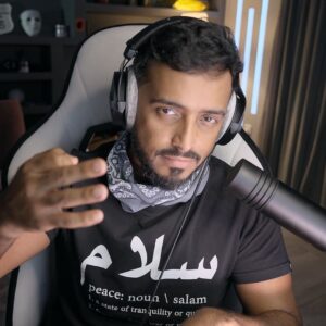 Tareq Al Harbi Instagram - مين شاف برنامج الأسرع كامل ؟ 😍
وش رآيكم فيه ؟ 😍
