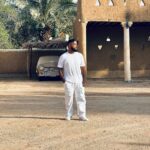 Tareq Al Harbi Instagram - من يحب الصيف ؟🌴☀️ Riyadh, Saudi Arabia