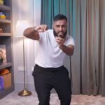 Tareq Al Harbi Instagram – من حلقة (طارق يقول ) الاولى 
وين تم إطلاق أول جهاز تلفزيون 📺 

مايحتاج اقولكم وين تلقون الحلقة كاملة😍