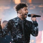 Tareq Taylor Instagram – Vilken kväll det blev!!🤩🎉 Ett fyrverkeri av fantastisk musik och fantastiska artister. Och vilken ära att få vara konferencier för Volvos Tjänstemannafest 2023 i Göteborg. Maken till glädje och engagemang har jag sällan varit med om. Har fortfarande ont i smilgroparna.😁 Tusen tack till Volvo för förtroendet och tusen tack till alla artister, Mikael Solfors, teamet på @2entertain @hansen_agreaterexperience och det sinnesjukt bra bandet, för all glädje och alla musikaliska upplevelser. Och sist men inte minst tack till alla er som kom till festen, ni gjorde denna kvällen minnesvärd utöver det vanliga, kommer aldrig glömma den. ❤️❤️❤️
@mikaelgordonsolfors @deanorberg @lindapritchard @jilljohnsonmusic @johnlundvik @bosson_artist @emeliefjallstrom @oliviathorn @etype_official @mickepicke76 @pablo_cepeda_bossa_covers @trumdamin @jonasgroning @tobbegeisha @saravarga1 @larson_music_ @karin.westerberg @jessicamarberger @lindishansson @mickepicke76 @saravarga1