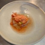 Tareq Taylor Instagram – Annons för egen verksamhet
Idag ska ni få följa med till en av mina mest viktiga platser i livet. Grunden och navet i allt jag gjort och gör. Välkommen in bakom kulisserna på min restaurang @kockeriet i Malmö. Tack vare de otroliga människorna som arbetar på Kockeriet varje dag hålls min vision om en plats som andas kreativitet och som hela tiden är levande vid liv dag efter dag, år efter år. Vi kikar in i alla vrår och träffar de fantastiska personerna som gör Kockeriet till vad det är idag. kl. 18.00 på min Youtube-kanal, varmt välkomna!
🎥: @luckydaypictures