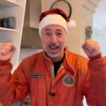 Tareq Taylor Instagram - Jag vill passa på och önska er alla en riktigt god jul 😁🎄♥️ Tomtegröt recept: 2-4 kanelstänger 3 dl vatten 1-2 nypor salt 2 dl grötris 6 dl mjölk 2 dl vispgrädde 1-2 tsk strösocker