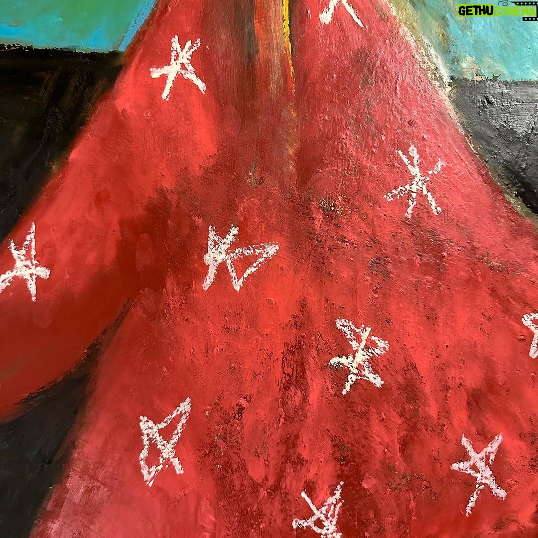 Tate Ellington Instagram - “Uppies” 60” x 42” oil on canvas Uppies - an act of being held up. This piece represents my need to carry my daughters on my shoulders whenever they ask. I know that sometimes I need to refuse so that they can learn to walk on their own. However, I still give “UPPIES” every time I can because I know the day will come when they stop asking. #art #orignalart #artistsoninstagram #oilpainting #painting #figurative #expressionism Los Angeles, California