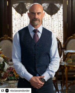 Tate Ellington Instagram - HEADING YOUR WAY IN 30!

PS: I mean obviously this is not me, it’s Christopher Meloni, but I mean you will see me as well. You know what, you get the idea. 😁😁❤️😉

Detective Elliot Stabler reporting for duty. 🫡 All-new #LawAndOrder Thursday TONIGHT 8/7c on @nbc.