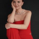 Tatiana Mingalimova Instagram - Если бы электрическая станция ожила как в мультиках и стала человеком, её точно звали бы Таня Мингалимова 📸 @maksakmaria