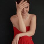 Tatiana Mingalimova Instagram - Если бы электрическая станция ожила как в мультиках и стала человеком, её точно звали бы Таня Мингалимова 📸 @maksakmaria