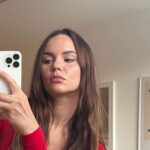 Tatiana Mingalimova Instagram - Здесь должен играть трек Goodnight moon от Shivaree, но у меня ещё нельзя ставить песни на карусель, поэтому просто представьте его в голове и листайте 🍉