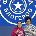 Tatyana Minzhurenko Instagram - Идеальный учитель — это тот, который во время экзамена, отворачивается, выходит из кабинета и громко топает, возвращаясь! У нас на @fabric_bloger fabric_bloger Учителя все 🔥 Посмотрим, что из нас выйдет 🤪 #учёба #обучение #спикер #учитель #блог #школабарберов #фабрикаблогеров Krasnoyarsk