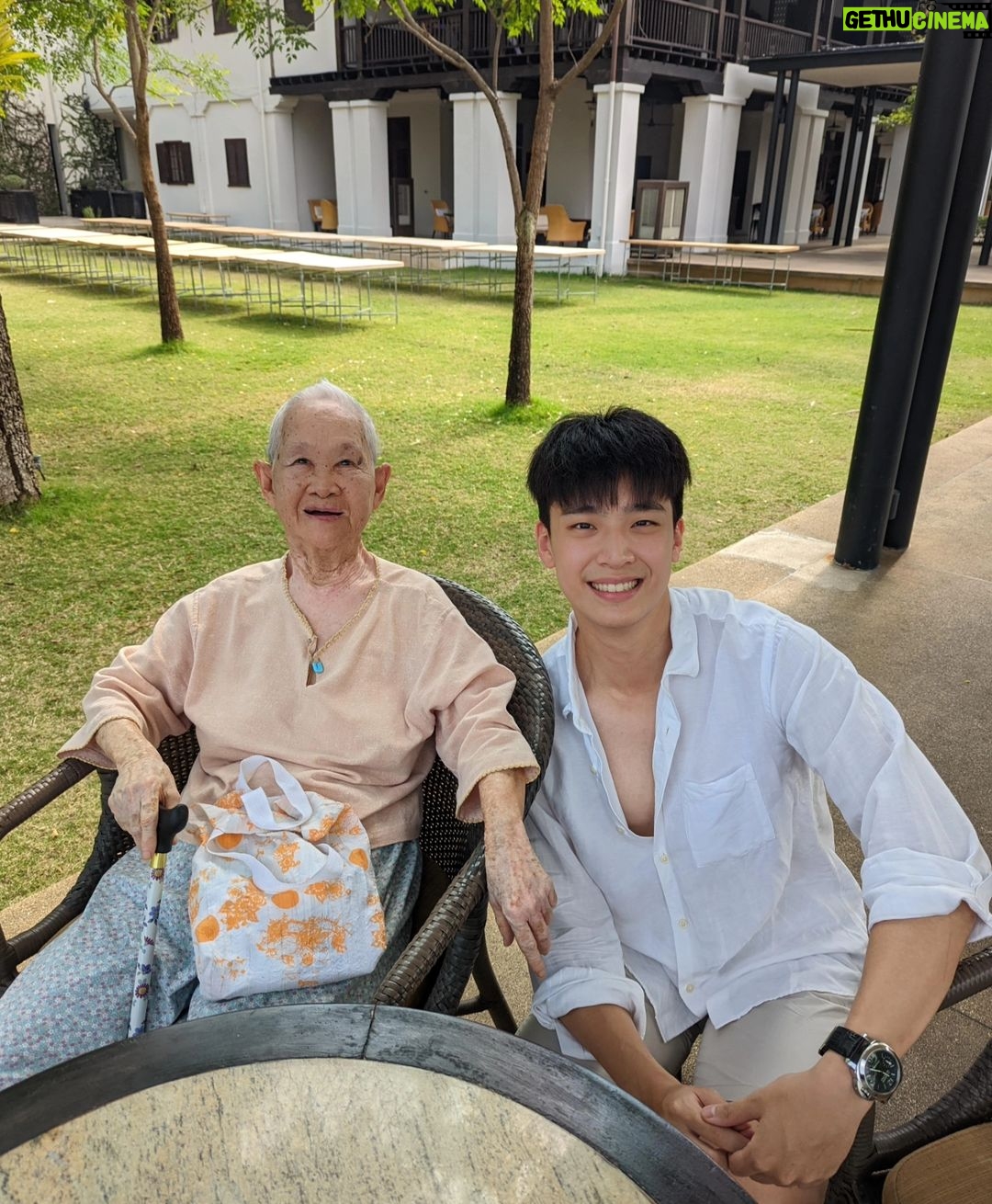 Tawan Vihokratana - 361.4K Likes - แฮปแบบ timeline Tayta ย้อนหลังนิดๆ รักและภูมิใจในตัวเอ็งมาก น้องและเพื่อนในทุกวงการ💙