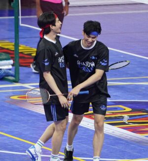 Tawan Vihokratana Instagram - นักกีฬาทีมชาตินี้ 
และนักกีฬาทีมชาติหน้า(อย่าได้เจอกันอีก)
กับน้องชีตาห์ที่น่ารัก 🐆💙
🥇🦅🤘🏽