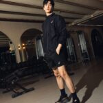 Tawan Vihokratana Instagram - The wait is finally over! NOVABLAST 4 นุ่ม เด้ง สบาย รองเท้าซีรีส์นี้บอกเลยว่าวิ่งสนุก✨ ส่วนตัวชอบมาก ต้องไปลองใส่ดูน้า ช้อปกันได้ที่ ASICS Store ทุกสาขาทั่วประเทศ และ ASICS.COM @asicsth #ASICSTH #NOVABLAST 4 #NOVABLASTPLATINUM #OneASICSTH #MoveYourMind #SoundMindSoundBody