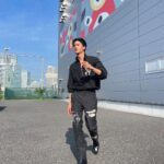 Tawan Vihokratana Instagram - Always turn black.
