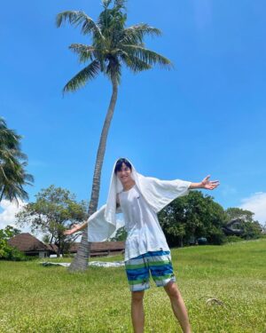 Tawan Vihokratana Instagram - First time 32, and it’s gonna be the BEST 💙🌞🎉