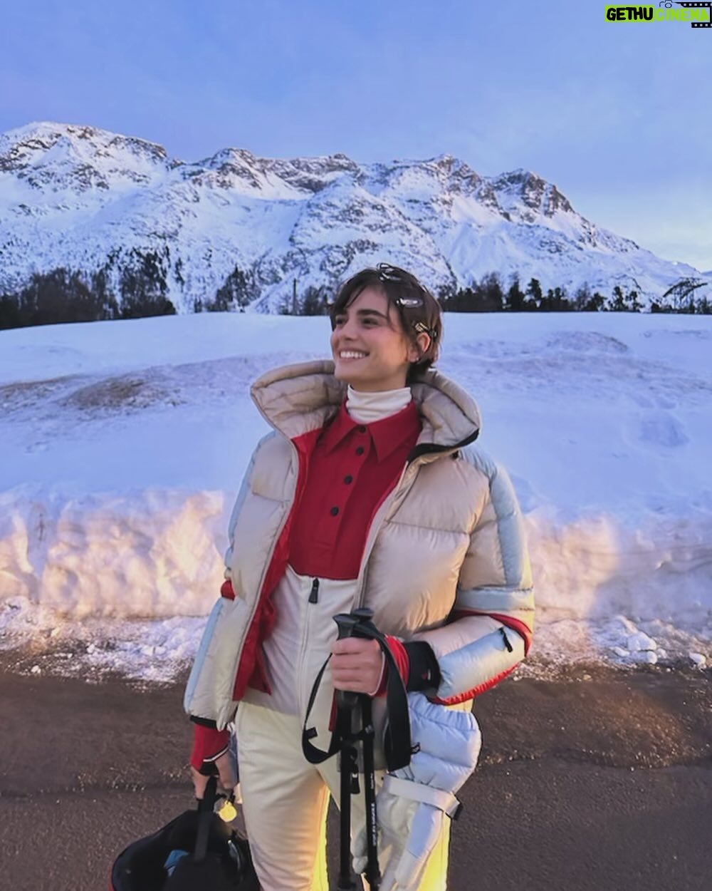Taylor Hill Instagram - Thank you @moncler for having me in your show! Felt like a ❄️🐰 and a huge thanks to the team that made it happen @piergiorgio @sammcknight1 @lauren.parsons 🩵🤍 St. Moritz, Switzerland