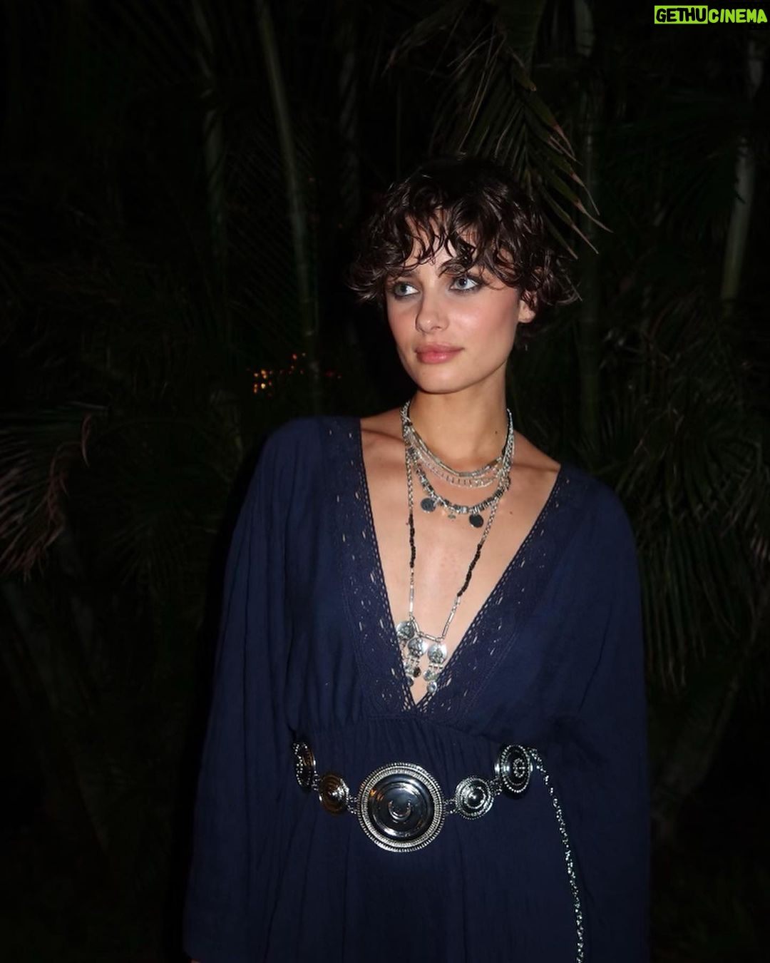 Taylor Hill Instagram - Feeling very night court vs. spring court Costa Rica