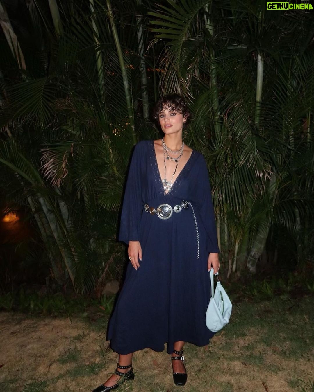 Taylor Hill Instagram - Feeling very night court vs. spring court Costa Rica