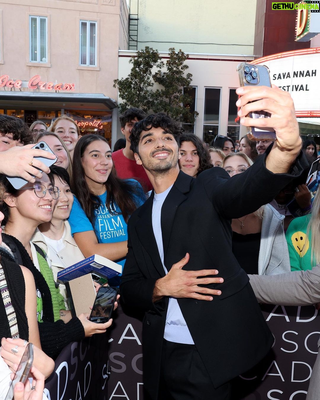 Taylor Zakhar Perez Instagram - Well, the award was a surprise. Thank you @savfilmfest for the @entertainmentweekly breaking big award. And a shout to @thewoolmarkcompany for the wool fit. Grateful to share career path and experiences with such a receptive bunch of students. Looking forward to working with you all in the future. Team: @jasonbolden @prada @michaelduenas Photo: @cindyord