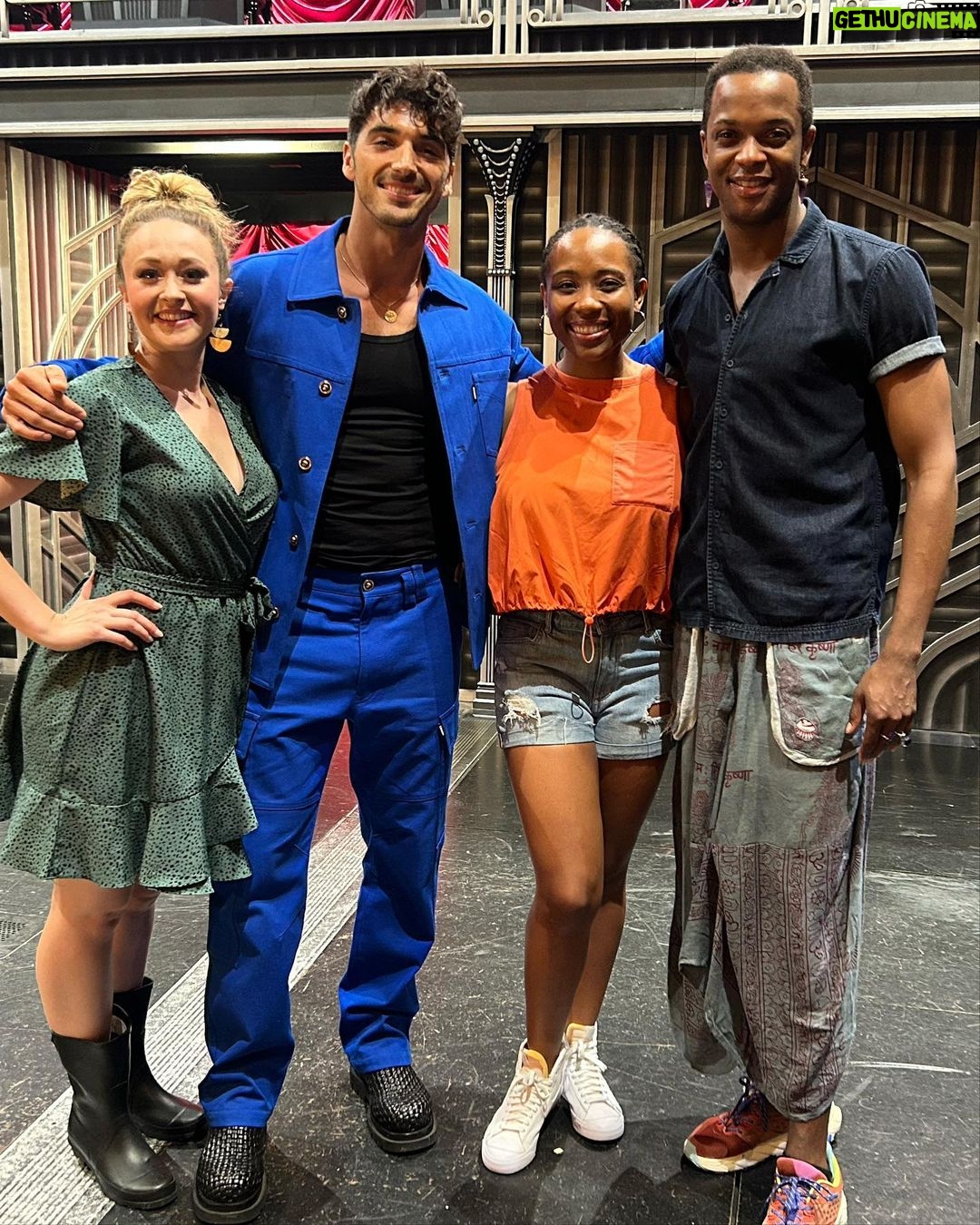 Taylor Zakhar Perez Instagram - Celebrated my parents this weekend. These two have always been incredibly supportive of me and my acting journey, it all started in the theater, shuttling me to rehearsals after swim practice, picking me up at midnight just hours before morning practice. I think they thought it was just a hobby I’d grow out of, but I’m glad I grew into it. Thank you to the 3 companies for sharing your journeys with me backstage, following your dreams, and lighting up the stage night after night. @shuckedmusical @akimbomusical @somelikeithotmusical (in no particular order). And thank you for continuing to inspire young actors to follow their dreams! 📷 Photo: @michaelah.jpg