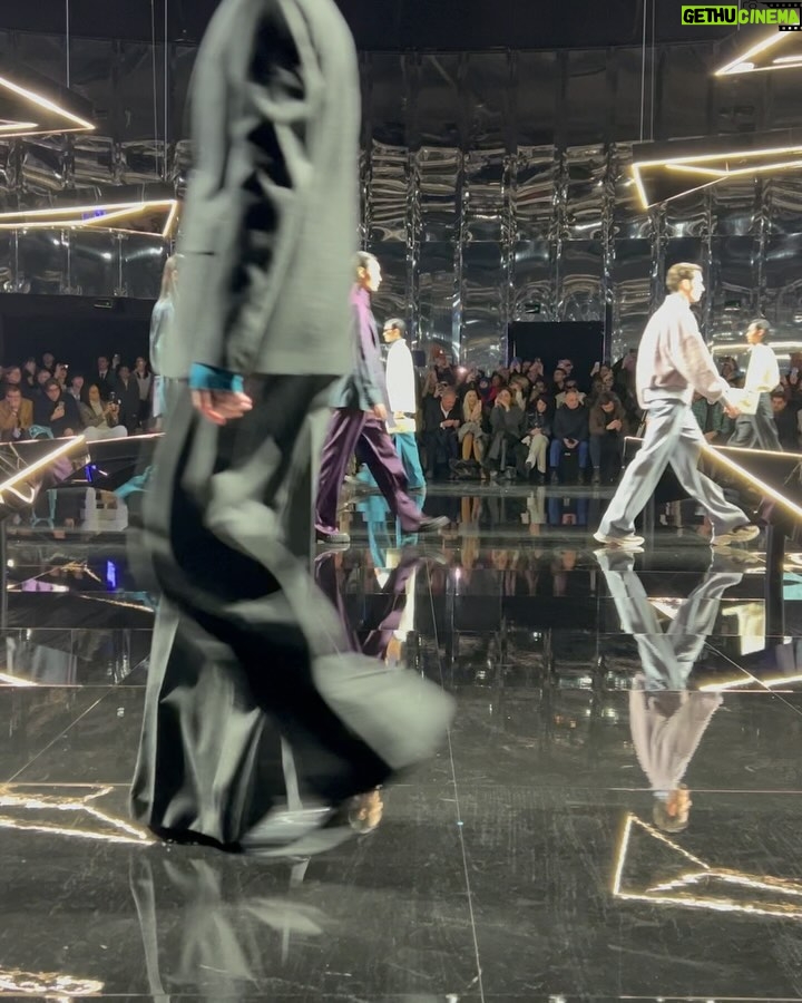 Taylor Zakhar Perez Instagram - Thanks for having me, Bo Ming. @kbhong_official You knocked it out of the 🏟️ Fit: @jasonbolden @kbhong_official Photos: @vincentpoetzsch @manuelbifari Groomer: @barikhalique Milan, Italy