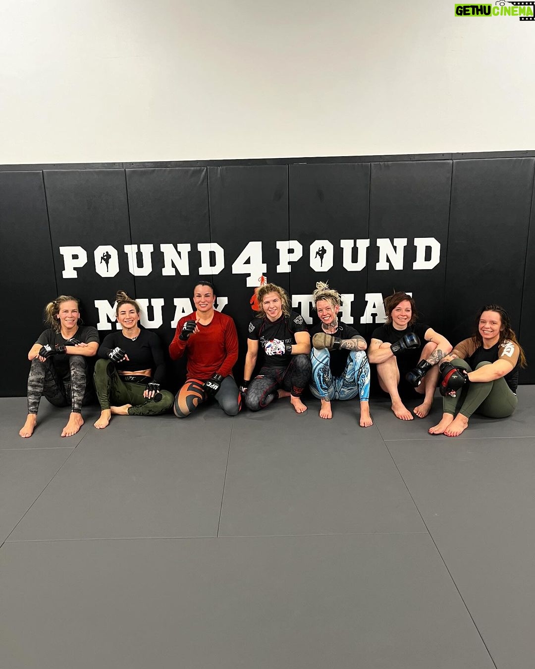 Tecia Torres Instagram - SHARK TANK @raquel_pennington UFC 297 @fearthemaverick UFC 298