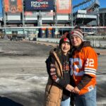 Tecia Torres Instagram - First NFL experience together 🧡🏈🤎 #Tailgate #BrownsVBroncos Mile High Stadium
