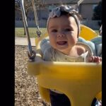 Tecia Torres Instagram - 💛 Fun in the Sun ☀️ #BabyGirl #5Months #Play #Outdoors #DrSuess #Reading #SundayFunday