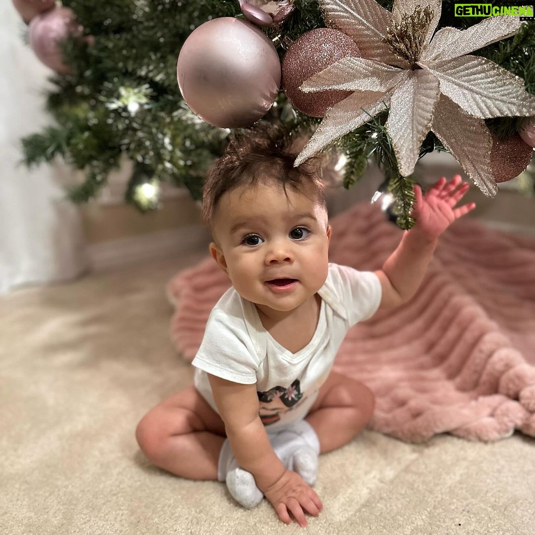 Tecia Torres Instagram - About half way complete… got most of the tree up today 🎅🏼♥️ Thank you Coco. #Family #Love #BabysFirstChristmas