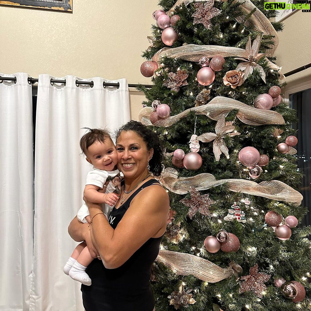 Tecia Torres Instagram - About half way complete… got most of the tree up today 🎅🏼♥️ Thank you Coco. #Family #Love #BabysFirstChristmas