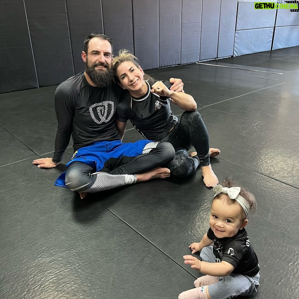 Tecia Torres Instagram - Day 2 … pace through the roof! Like a tornadoooo 🌪️ #TeamTiny #TheComeback #MommysTurn Kraken BJJ & Fitness