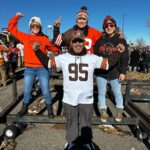 Tecia Torres Instagram - First NFL experience together 🧡🏈🤎 #Tailgate #BrownsVBroncos Mile High Stadium