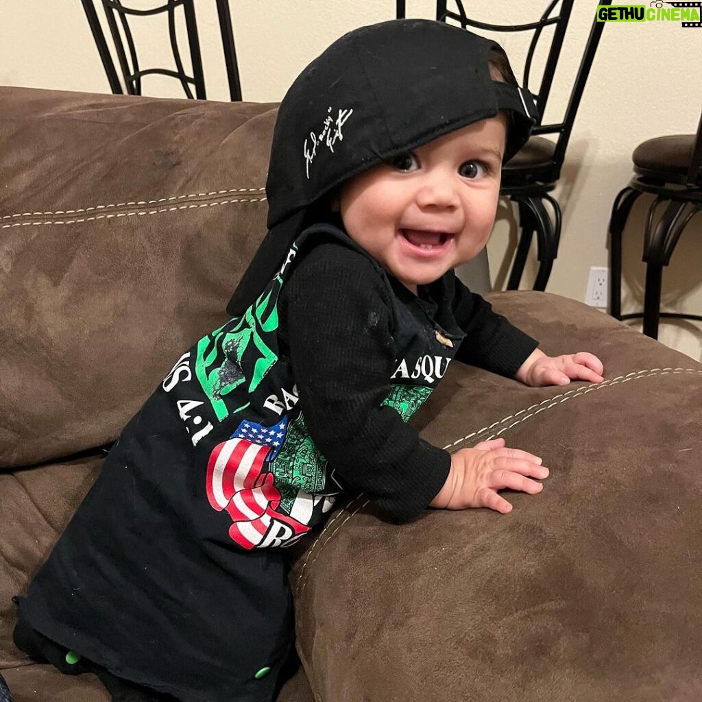 Tecia Torres Instagram - Alayah can’t wait to fly to Canada tomorrow and watch Mama kick some butt! 🖤 @raquel_pennington